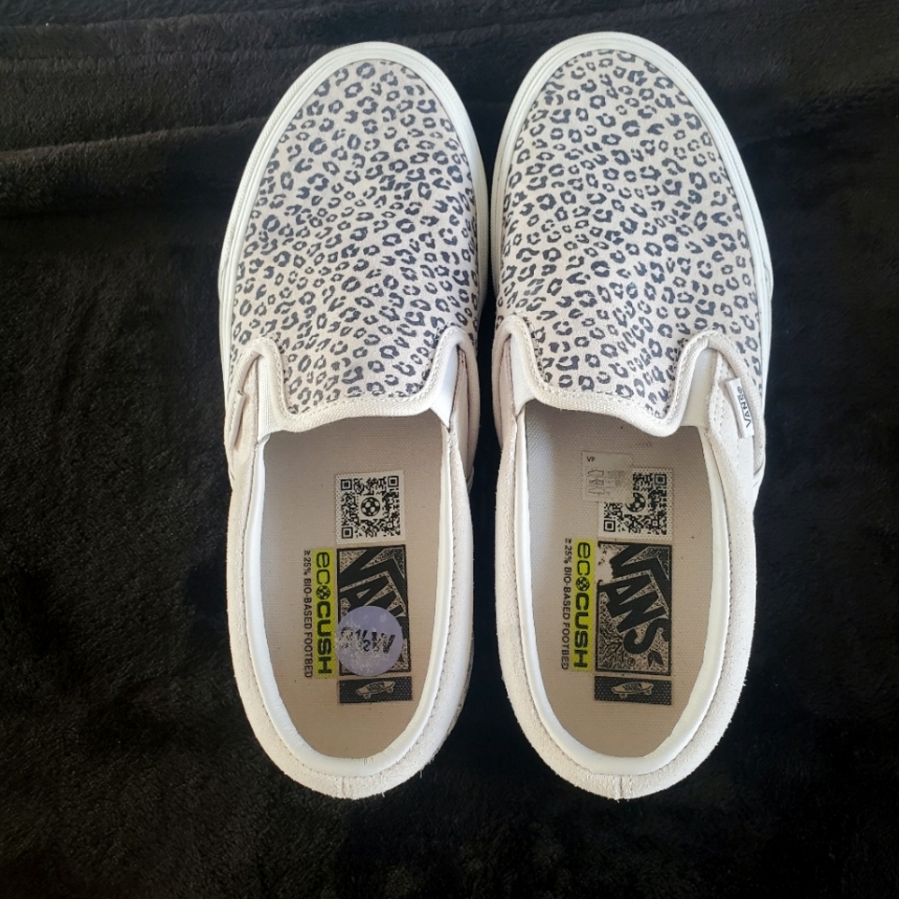 Lepard print Van's